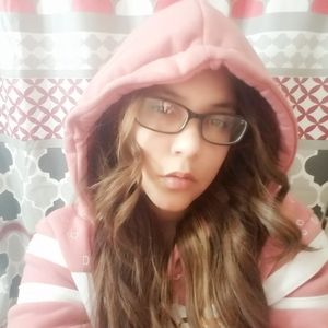 Meet your Posher, Abby